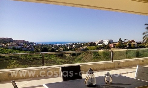 Modern luxe appartement te koop in Nueva Andalucia te Marbella 