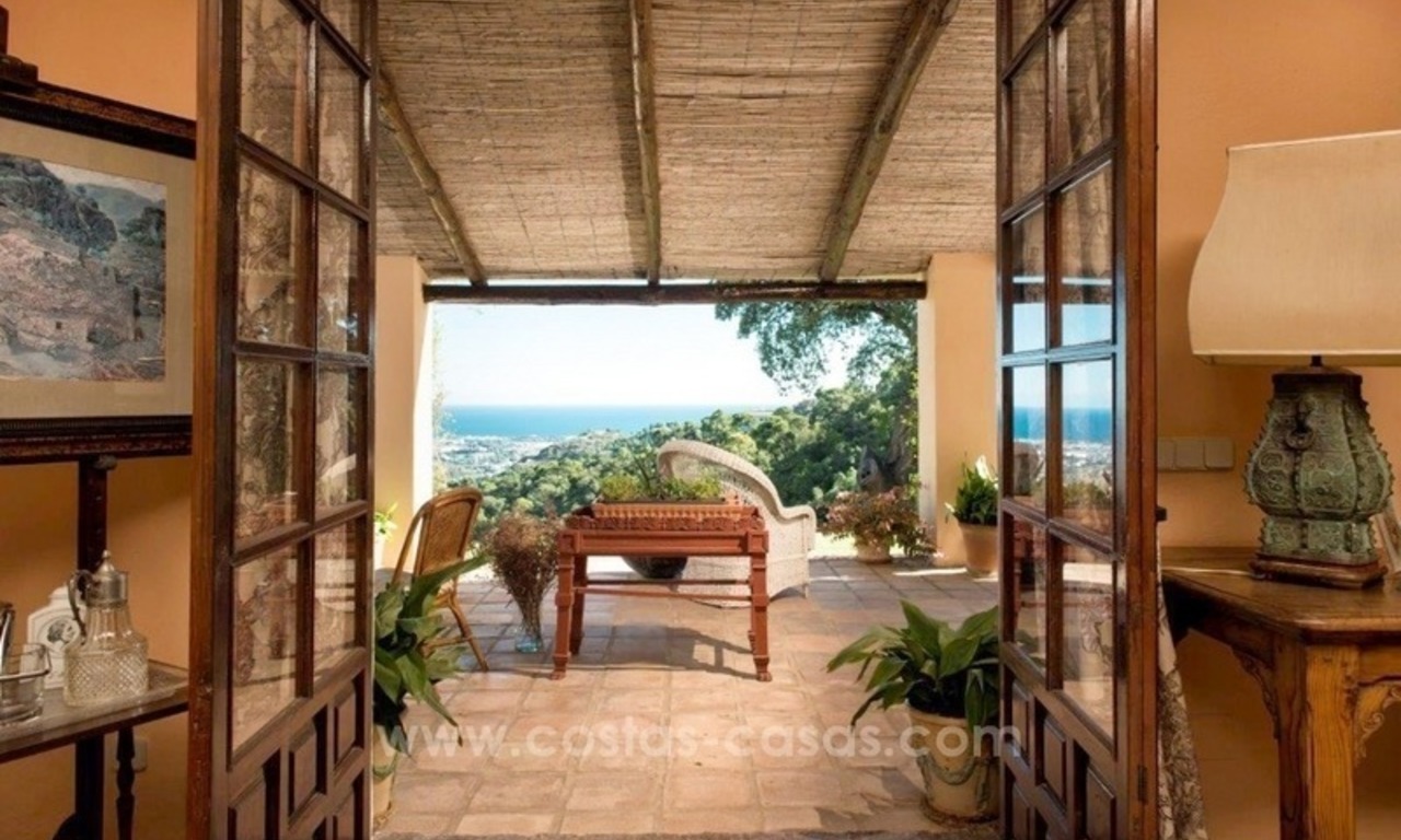 Villa te koop met veel grond in El Madroñal in Benahavis – Marbella 12