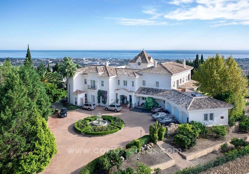 Te koop: Enorme villa nabij golfbanen te Benahavís – Marbella