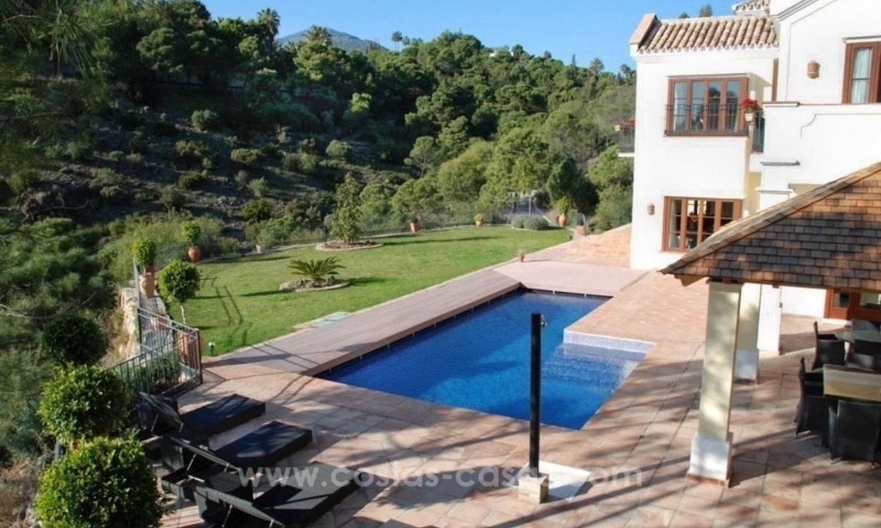 Recente luxe villa te koop in El Madroñal, Benahavis – Marbella 4