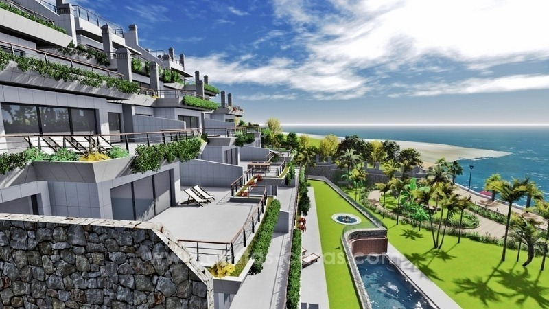Estepona te koop: Nieuwe moderne luxe appartementen, eerstelijnstrand en loopafstand van het centrum