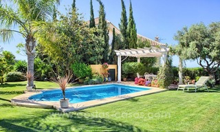 Villa te koop in Marbella Oost, met panoramisch zeezicht 2