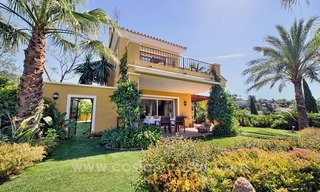 Villa te koop in Marbella Oost, met panoramisch zeezicht 4