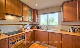 Villa te koop in Marbella Oost, met panoramisch zeezicht 11