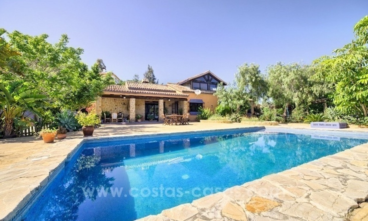 Finca – Villa te koop in Estepona, met panoramisch zeezicht 4