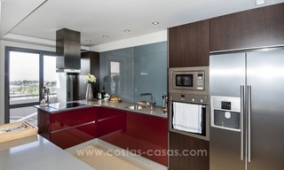 Modern, luxe golf penthouse appartement te koop in Marbella - Benahavís 17