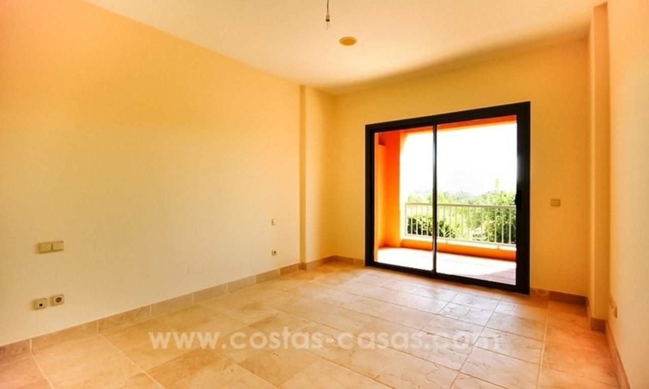 Mooi golf appartement te koop in Marbella -Benahavis in een eerstelijn golf complex 8