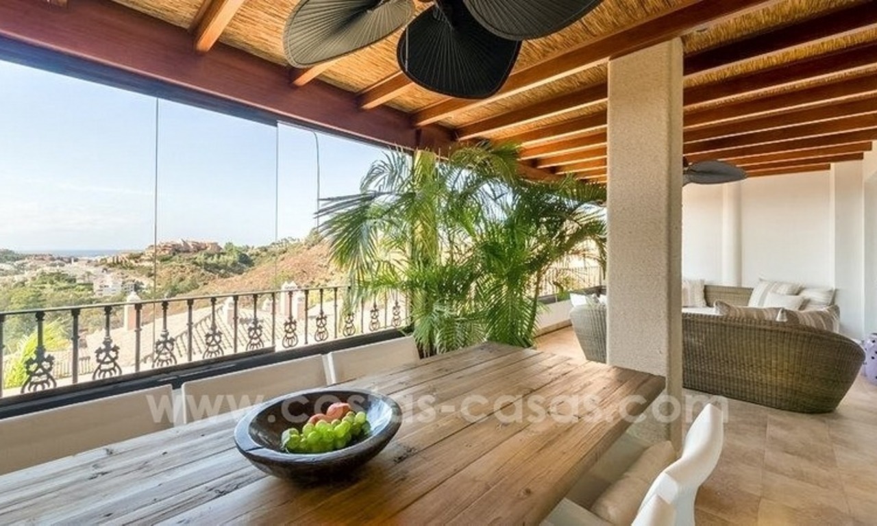 Modern luxe penthouse appartement te koop in Marbella – Nueva Andalucia 1