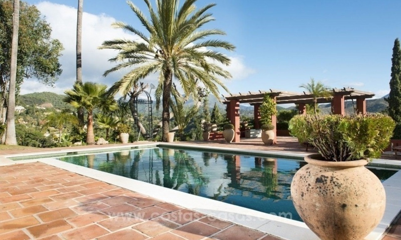 Klassieke landelijke villa te koop in El Madroñal te Benahavis - Marbella 10