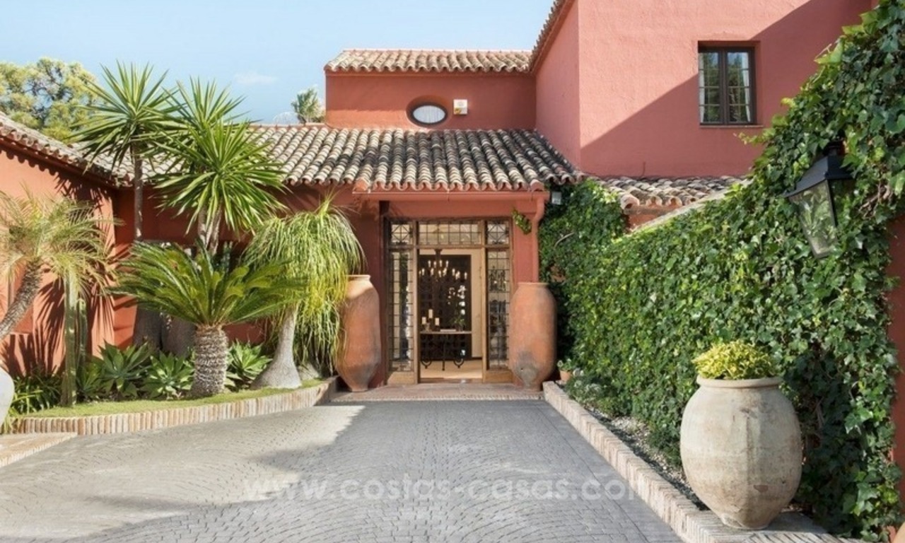 Klassieke landelijke villa te koop in El Madroñal te Benahavis - Marbella 23