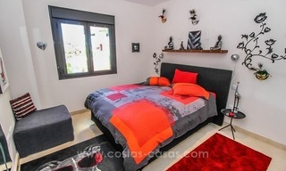 Quasi nieuw en modern appartement te koop op 5* golfresort in Benahavis, tussen Marbella en Estepona 11