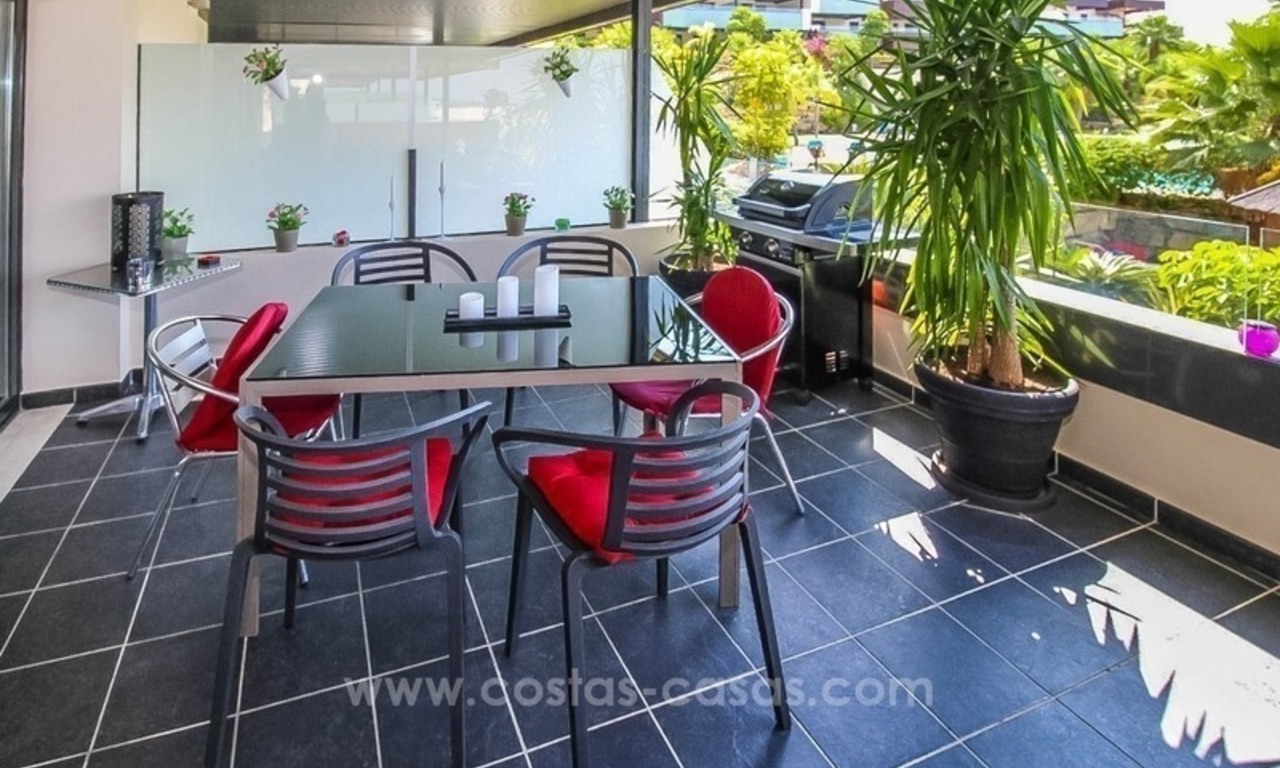 Quasi nieuw en modern appartement te koop op 5* golfresort in Benahavis, tussen Marbella en Estepona 5