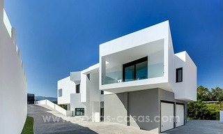 Nieuwe moderne villa te koop in oost Marbella 1