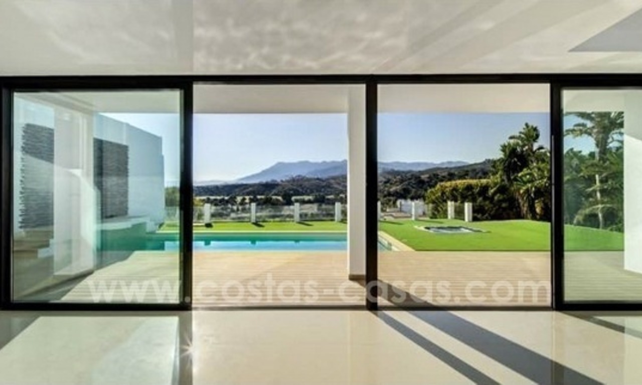 Nieuwe moderne villa te koop in oost Marbella 4