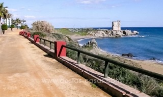 Nieuwe moderne villas te koop aan de Costa del Sol, tussen Estepona en Casares 13
