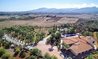 Grote landelijke villa te koop dichtbij Malaga aan de Costa del Sol 0
