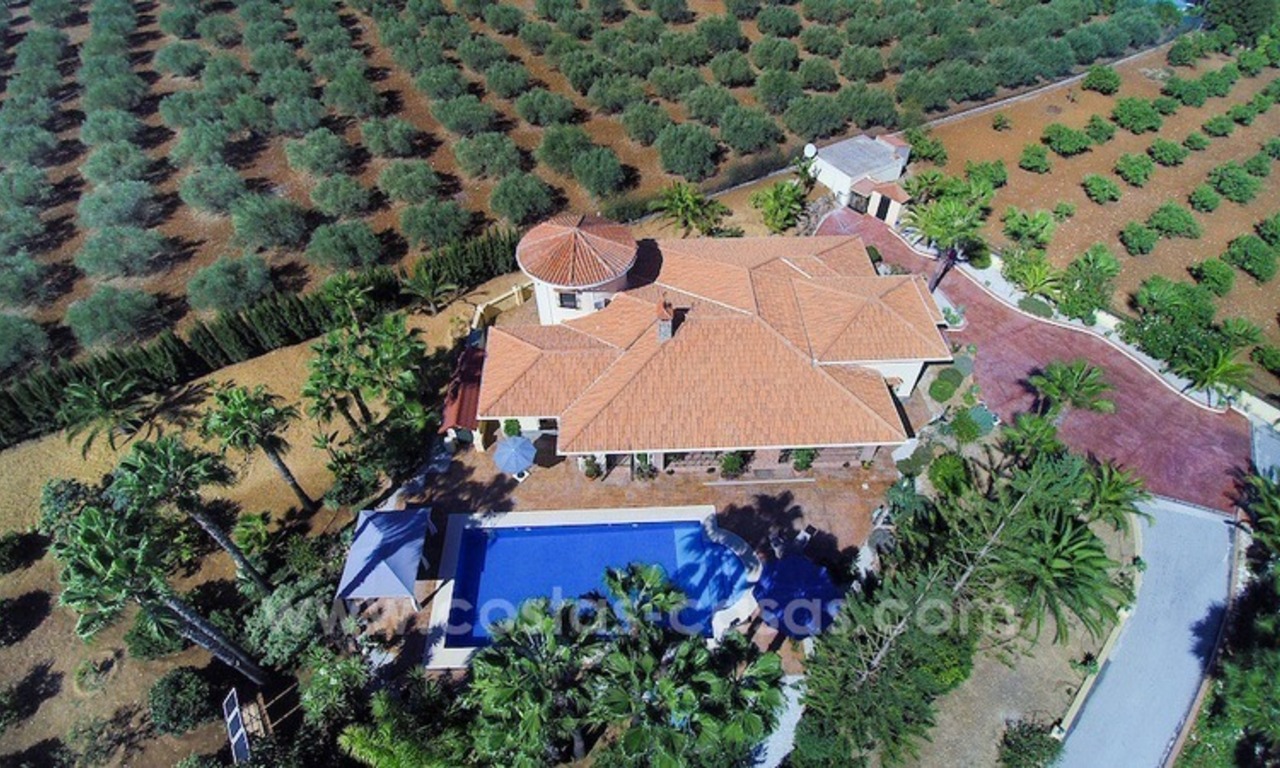 Grote landelijke villa te koop dichtbij Malaga aan de Costa del Sol 3