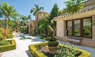 Prachtige villa te koop met zeezicht in La Zagaleta in Benahavis - Marbella 34