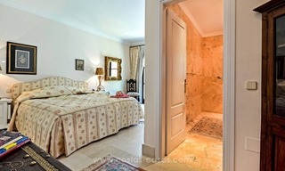 Luxe villa te koop, eerstelijn golf, Marbella oost 31