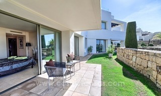 Modern luxe eerstelijn golf appartement te koop in een 5-sterren golf resort in Benahavis – Marbella 1