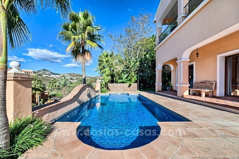 Ruime kwaliteits villa te koop met zeezicht in Marbella – Benahavis
