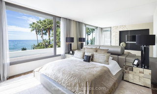 Moderne Eerstelijns strand villa te koop in oost Marbella 14980 
