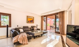 Exclusief eerstelijn strand penthouse te koop op de New Golden Mile tussen Estepona en Marbella 7