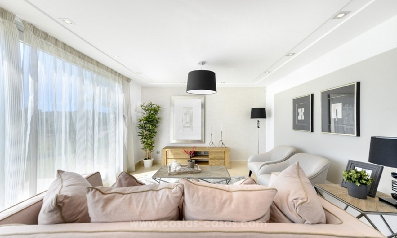 Moderne nieuwe luxe appartementen te koop in een golf resort in Mijas aan de Costa del Sol 28