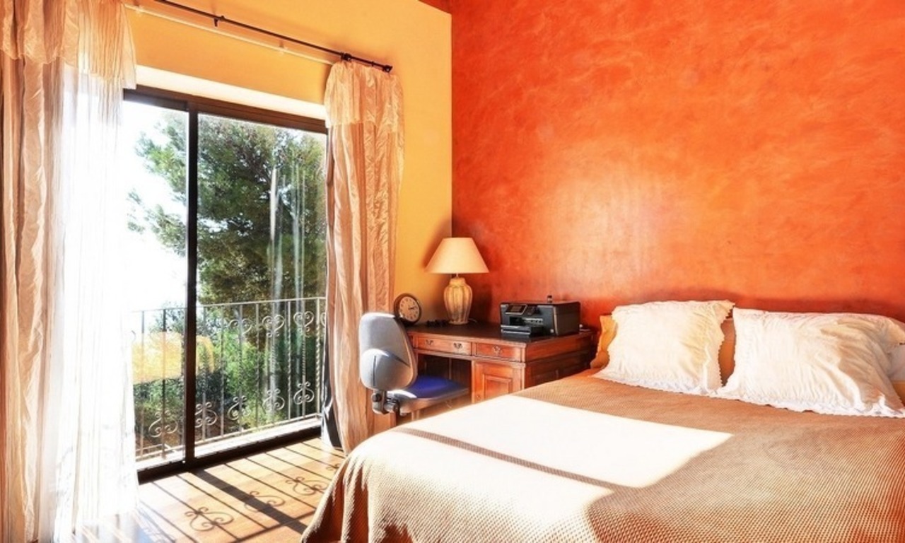 Luxe villa met zeezicht te koop vlakbij Marbella centrum 19
