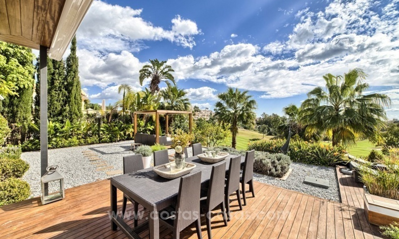 Modern gerenoveerde villa te koop, eerstelijn golf in Benahavis – Marbella 4