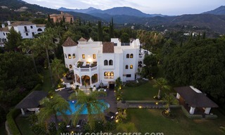Marbella - Benahavis te koop: Volledig gerenoveerde Villa met panoramisch zeezicht 430 