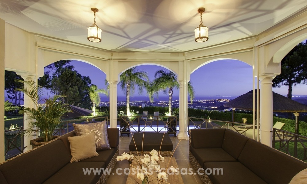 Marbella - Benahavis te koop: Volledig gerenoveerde Villa met panoramisch zeezicht 411