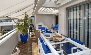 Te koop in Marbella - Benahavís: Ruim modern, luxe golf appartement 14
