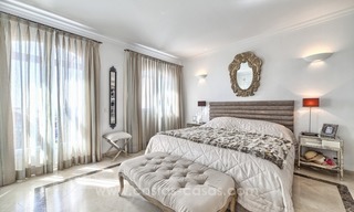 Luxe villa te koop met adembenemend zeezicht, boven de Golden Mile te Marbella 17