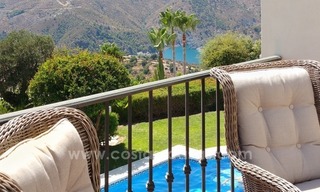 Luxe villa te koop met adembenemend zeezicht, boven de Golden Mile te Marbella 11