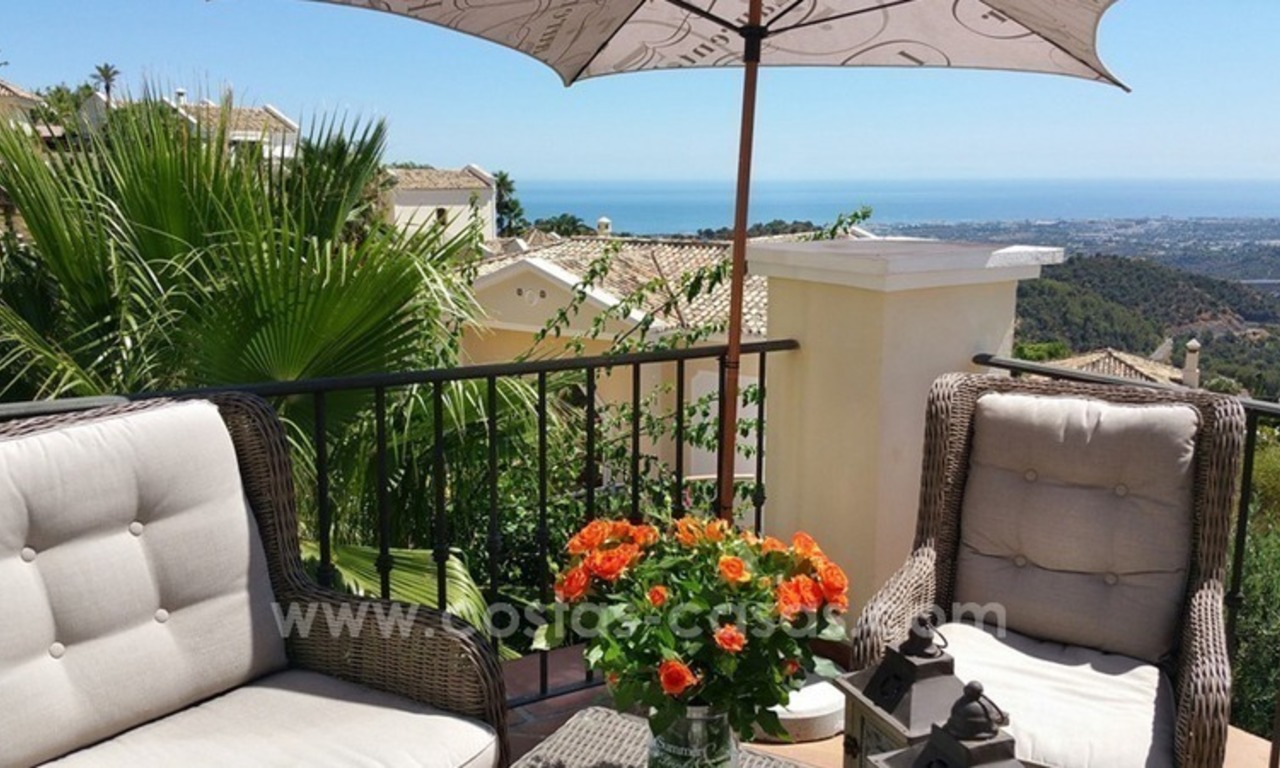 Luxe villa te koop met adembenemend zeezicht, boven de Golden Mile te Marbella 12