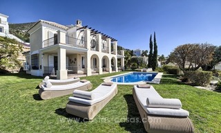 Luxe villa te koop met adembenemend zeezicht, boven de Golden Mile te Marbella 2