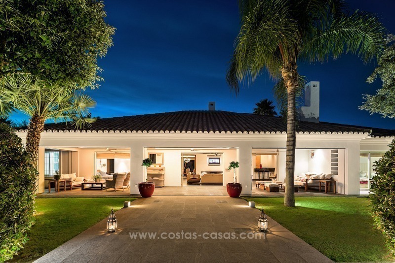 Design Villa te koop, eerstelijn golf, Nueva Andalucia, Marbella