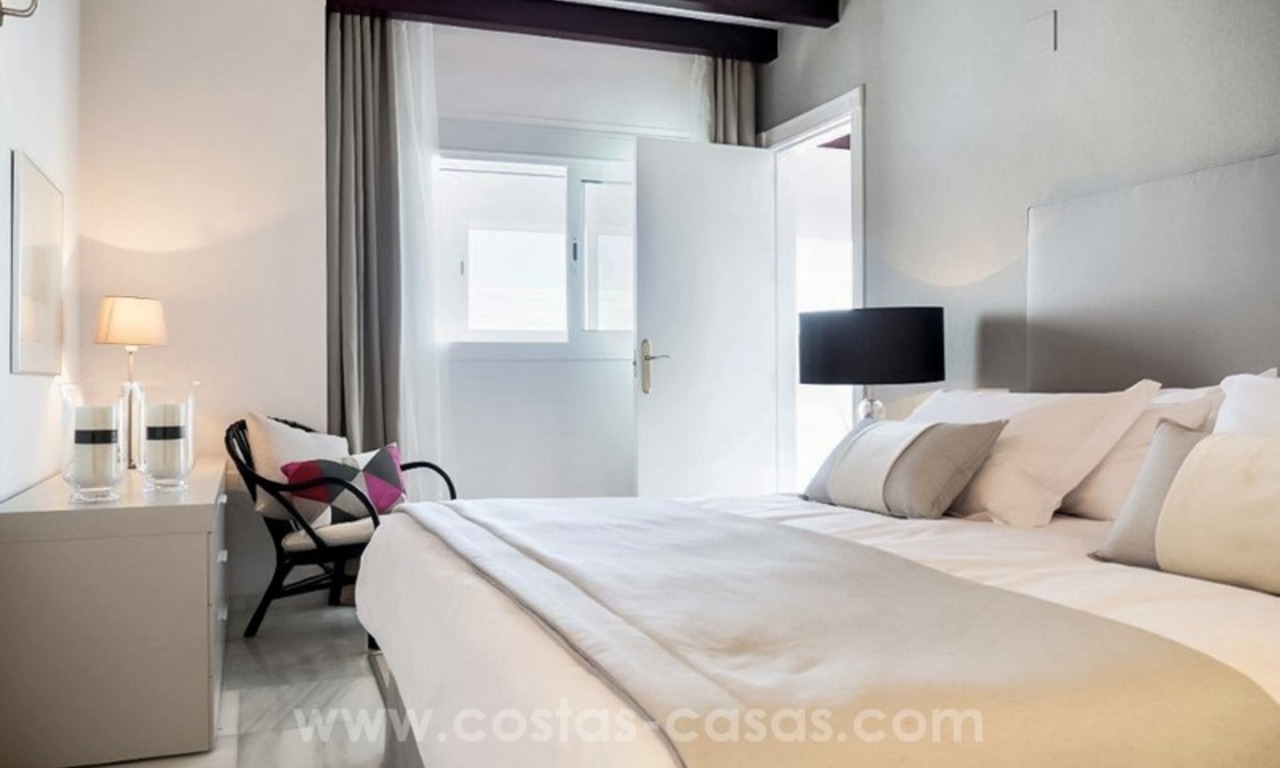 Luxe penthouse appartement te koop, eerstelijn strand op de Golden Mile, Marbella centrum 11