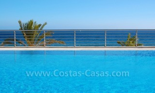 Luxe penthouse appartement te koop, eerstelijn strand op de Golden Mile, Marbella centrum 16
