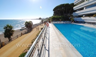 Luxe penthouse appartement te koop, eerstelijn strand op de Golden Mile, Marbella centrum 17