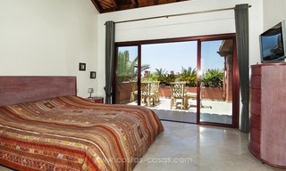 Luxe eerstelijnstrand penthouse appartement te koop op de New Golden Mile tussen Marbella en Estepona 29