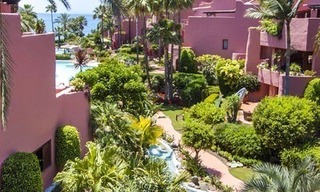 Luxe eerstelijnstrand penthouse appartement te koop op de New Golden Mile tussen Marbella en Estepona 28