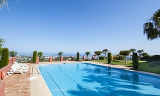 Te koop in Marbella – Benahavis: Penthouse Appartement met 3 slaapkamers en panoramisch zeezicht 21