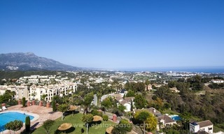 Te koop in Marbella – Benahavis: Penthouse Appartement met 3 slaapkamers en panoramisch zeezicht 17