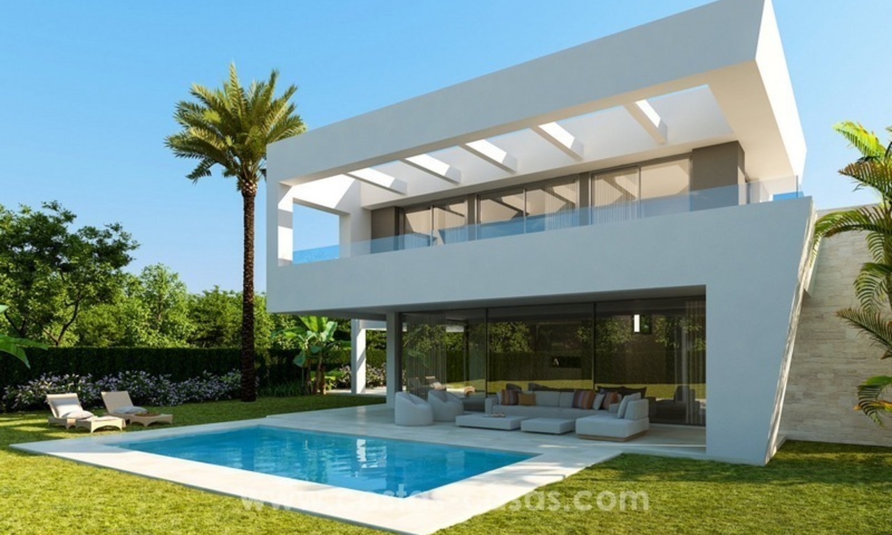 Nieuwe luxe Moderne Nieuwe villa´s te koop in oost Marbella 1