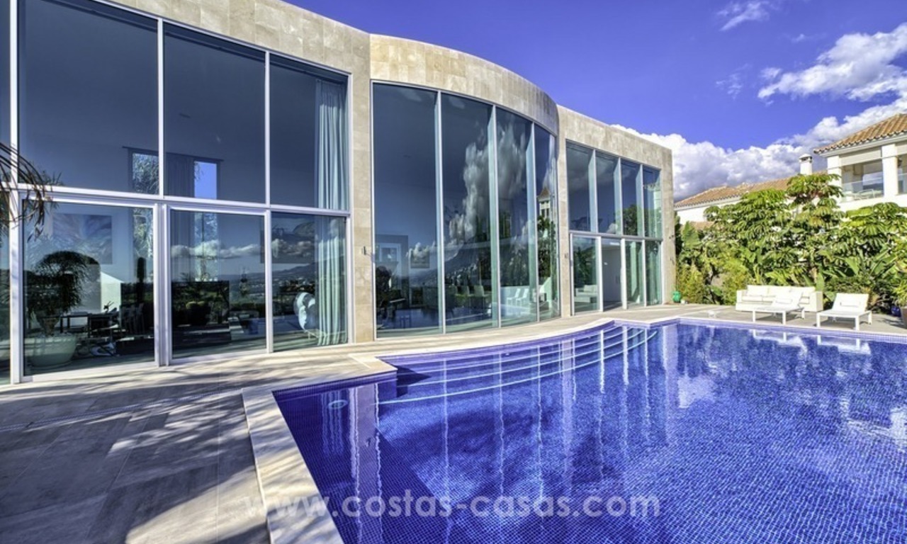 Moderne villa te koop in Nueva Andalucia met prachtig uitzicht in Marbella 4