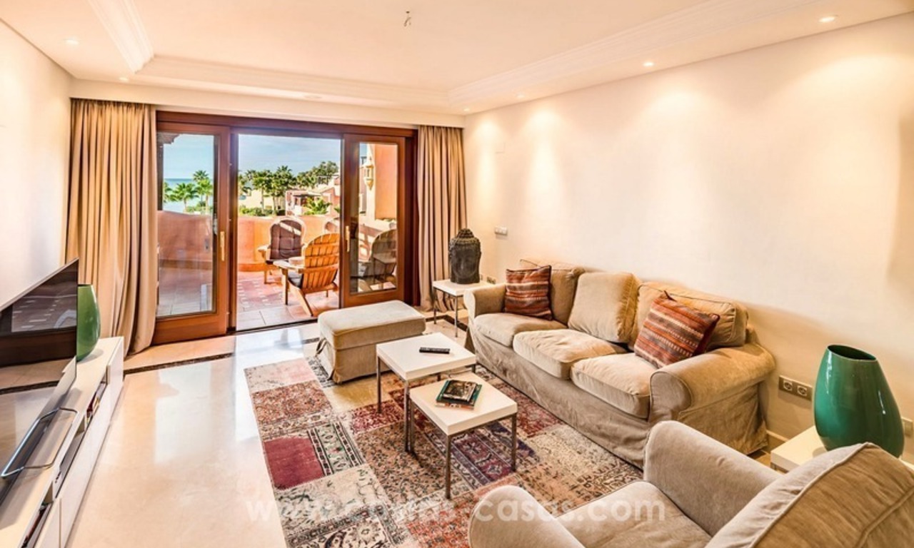 Eerstelijn strand penthouse appartement te koop op de New Golden Mile, Marbella - Estepona 8
