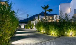 VERKOCHT. Opportuniteit! Laatste villa! Nieuwe moderne villa te koop aan de Golden Mile in Marbella. In een gated en beveiligd complex. Hoge korting! 30228 