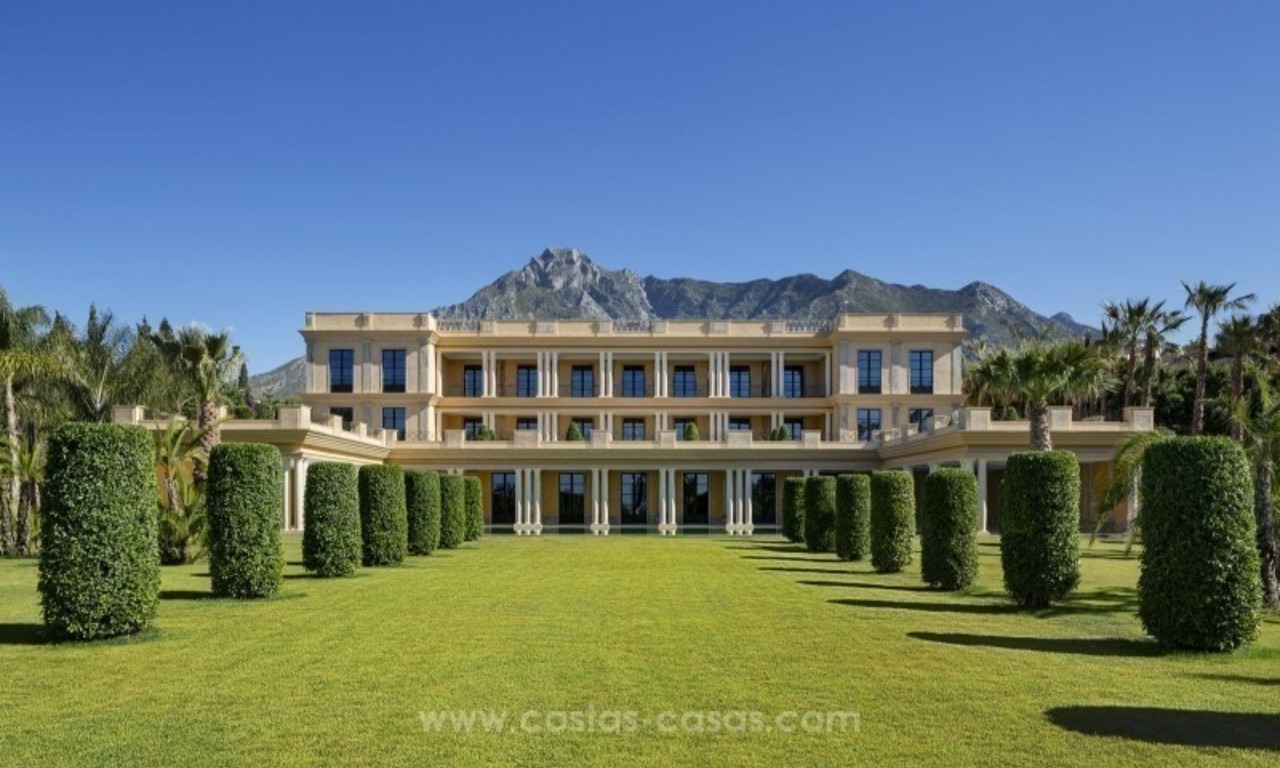 Paleis - Villa te koop op de Golden Mile te Marbella 1